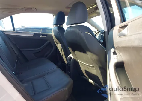 2013 Volkswagen Jetta 2.5L Se z USA, uszkodzony, nr VIN 3VWDP7AJ1DM438927